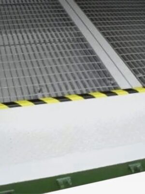 20Ft X 8Ft Open Mesh Floor Bunded Store